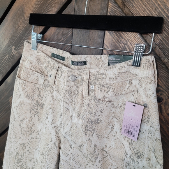 Snake Print Wide-Leg Baggy Jean 4 - Picture 3 of 4